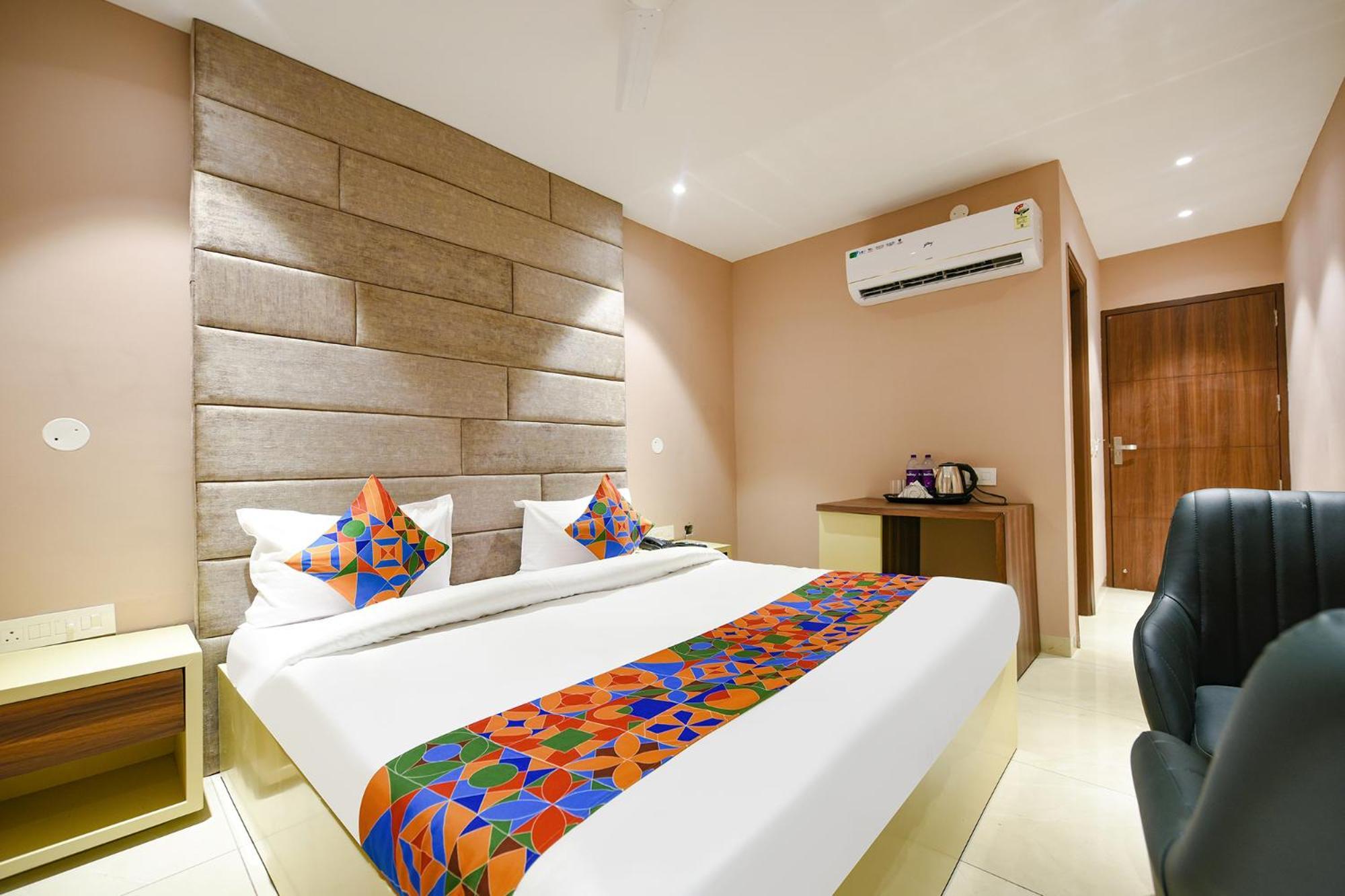 Fabhotel Supreme Suites Ludhiana Extérieur photo