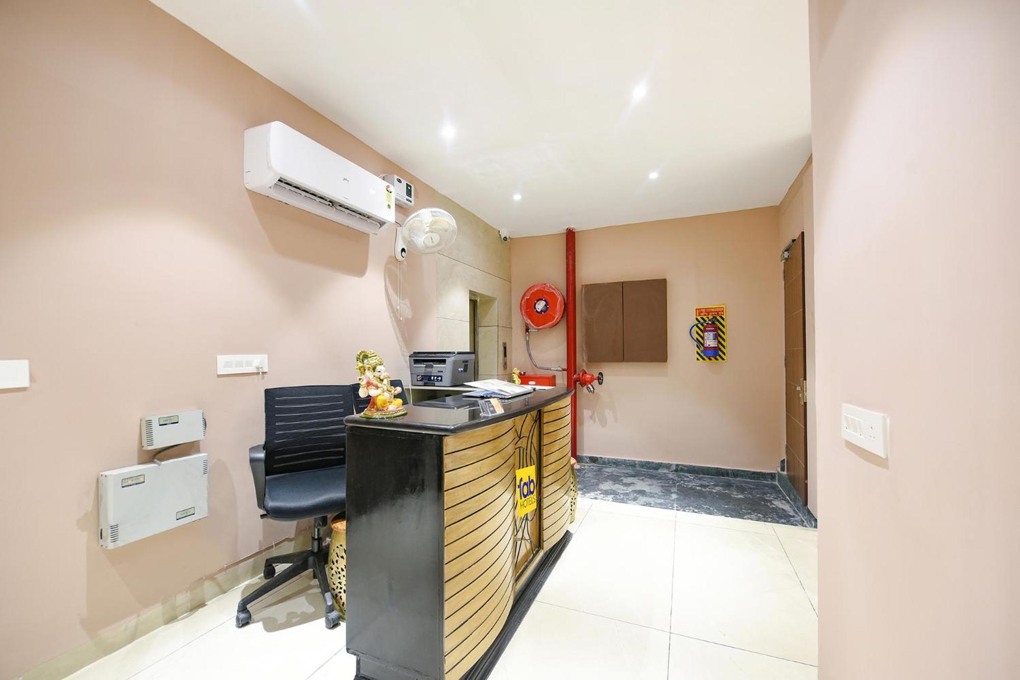Fabhotel Supreme Suites Ludhiana Extérieur photo